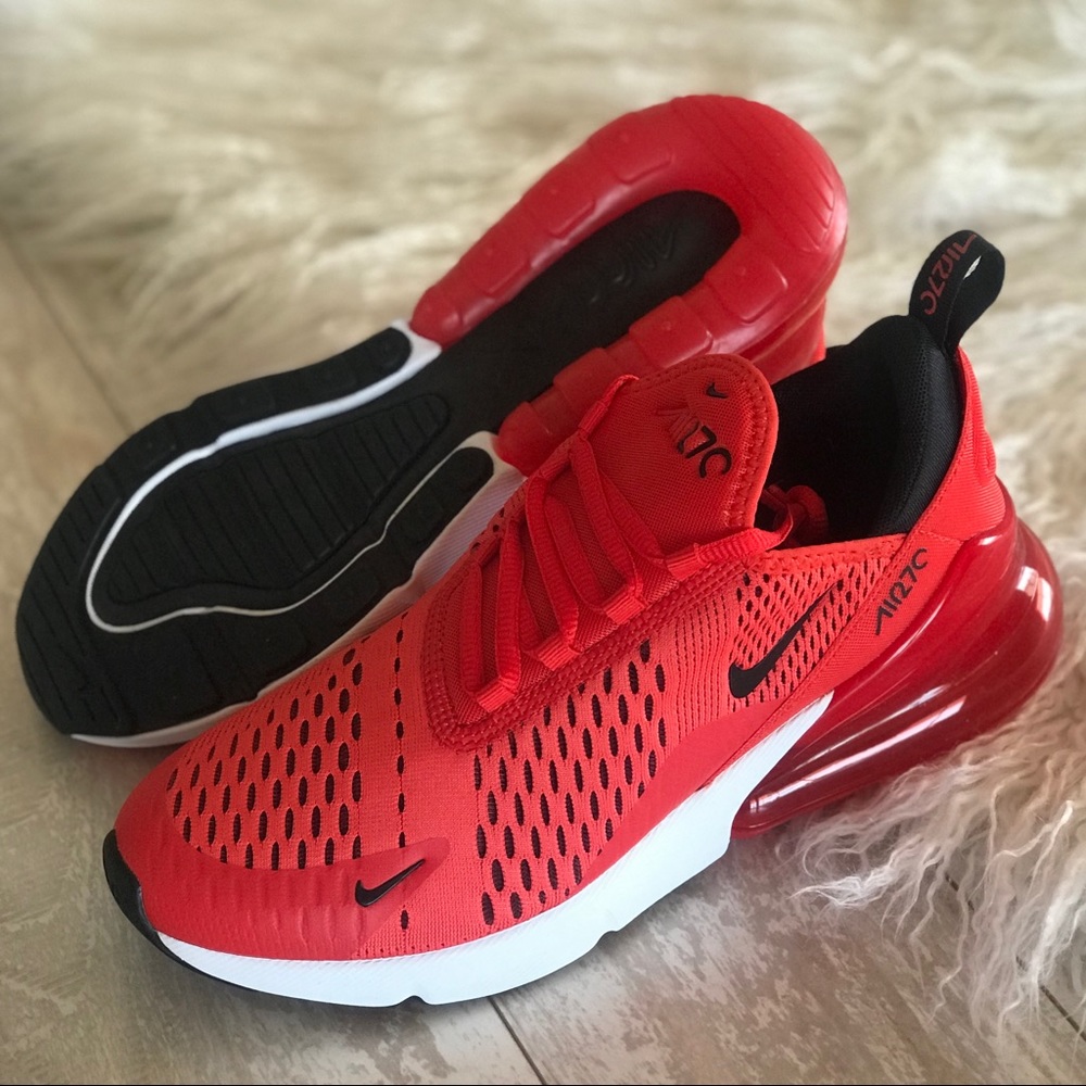NWT Nike Air Max 270 Red - Picture 6 of 8